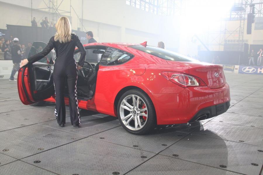  Hyundai Genesis Coupe 2010 года  (фото 162 из 300)